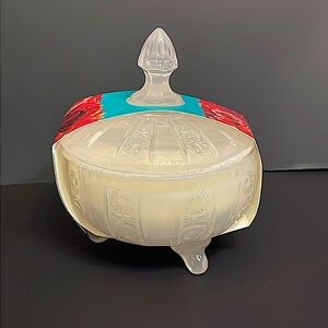 THE PIONEER WOMAN Chestnut Almond Footed Dish 3-Wick Jar Candle 9 oz